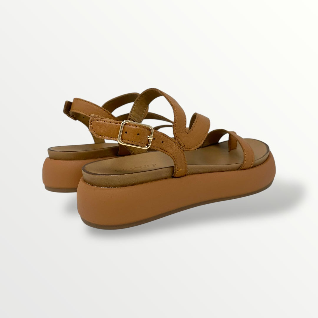 Sandalo INUOVO pelle cuoio A96003