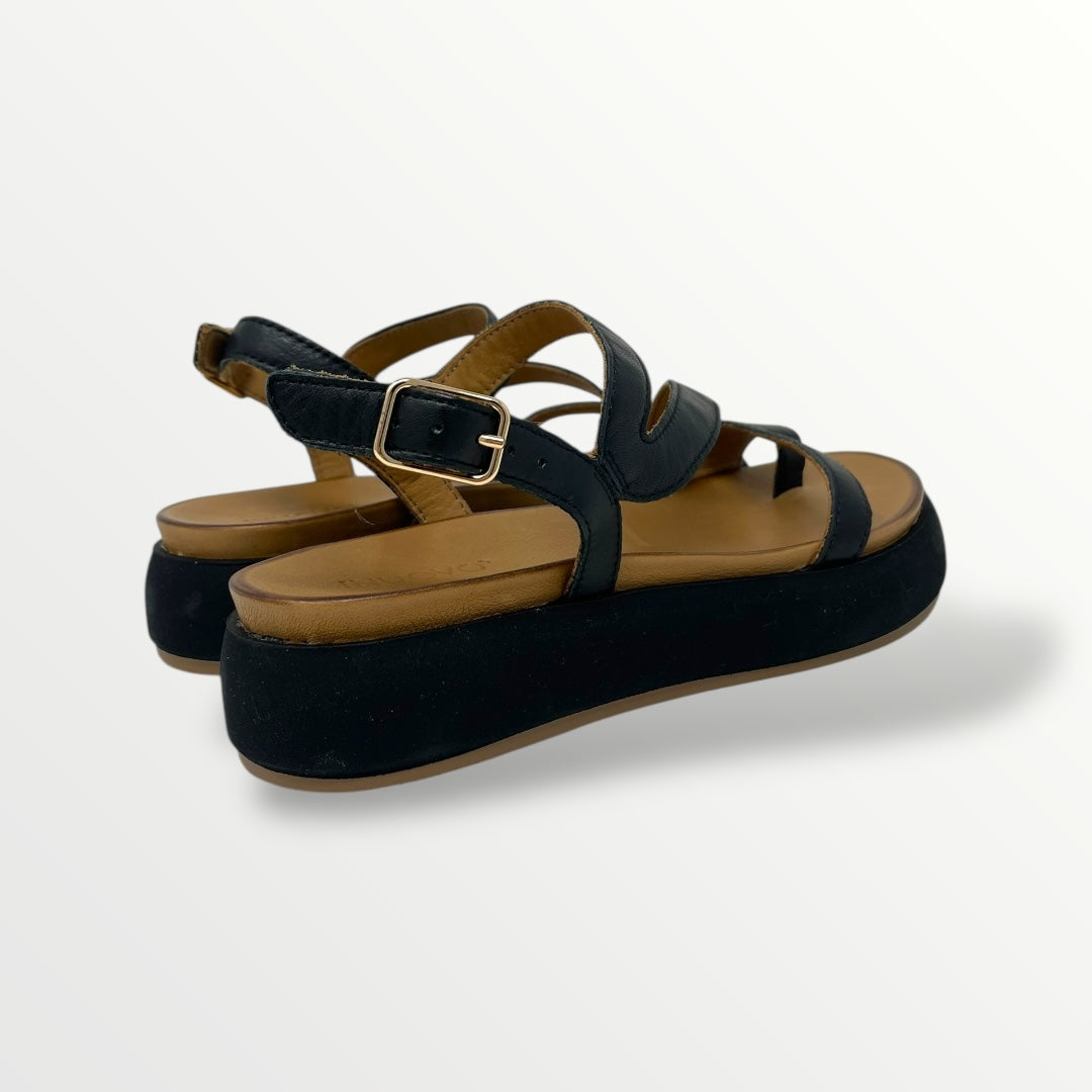 Sandalo INUOVO pelle nero A96003