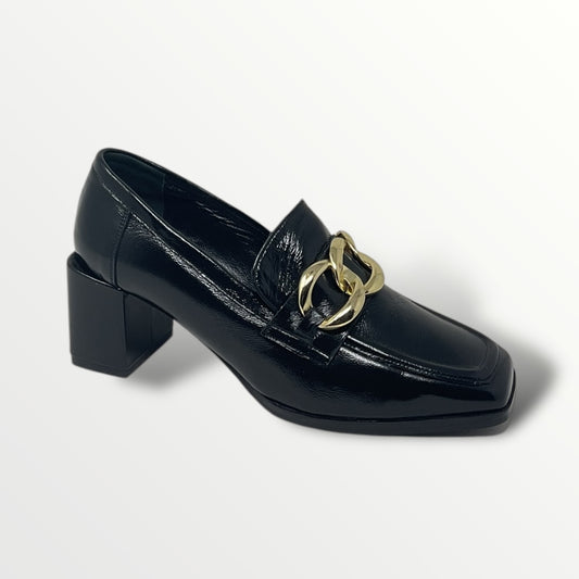 Mocassino pelle verniciata tacco 5cm applicazione catena oro di Cristian Daniel